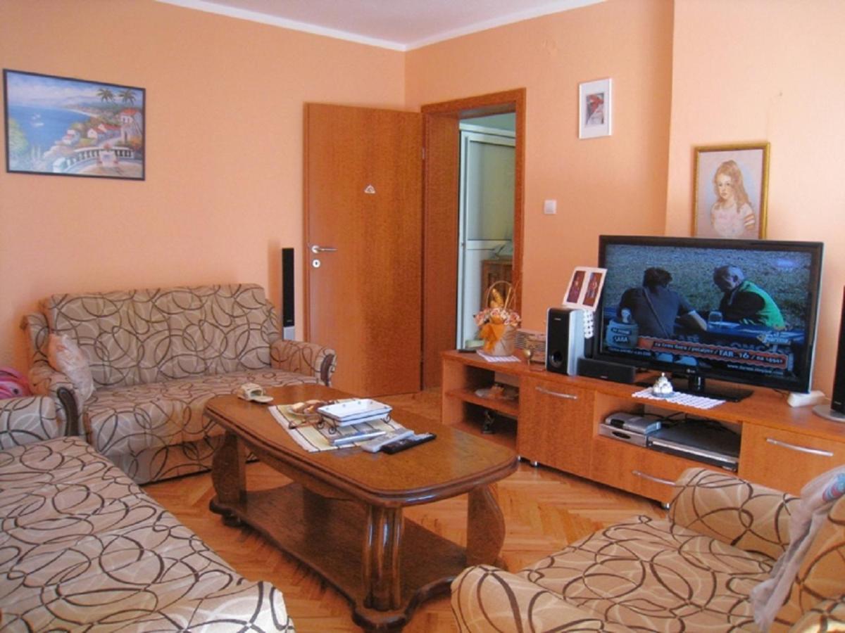Apartment Stana Petrovac Eksteriør billede